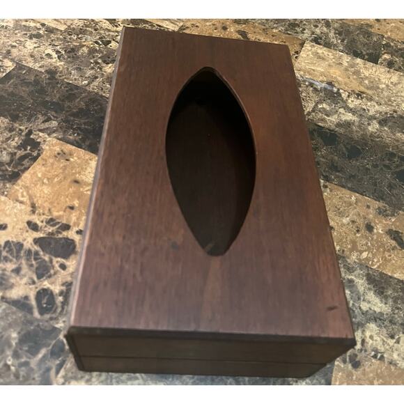 Vintage Wood Tissue Box Holder - Picture 3 of 10